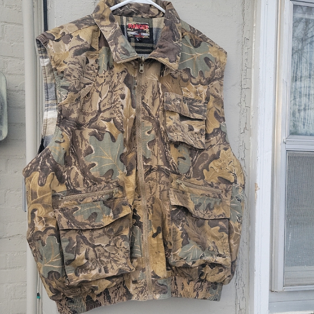 Ranger Merrill Forbes Outfitters Reversible Camo/Plaid Vest Sz L.